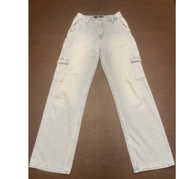 Hollister Ultra High Rise Dad Jeans Light Wash Carpenter 25R Classic Relaxed - Picture 1 of 8